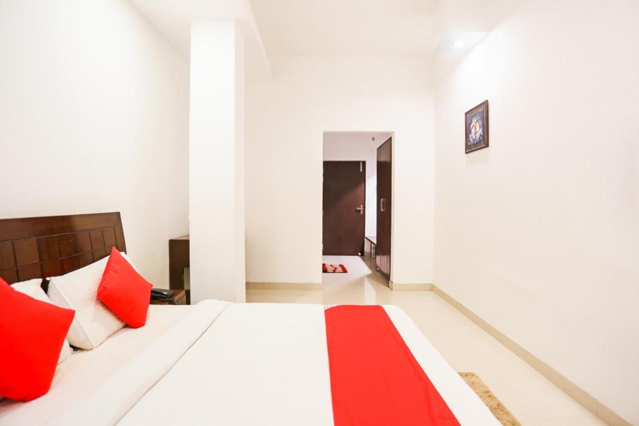 Hotel Zion Inn Varanasi Bagian luar foto
