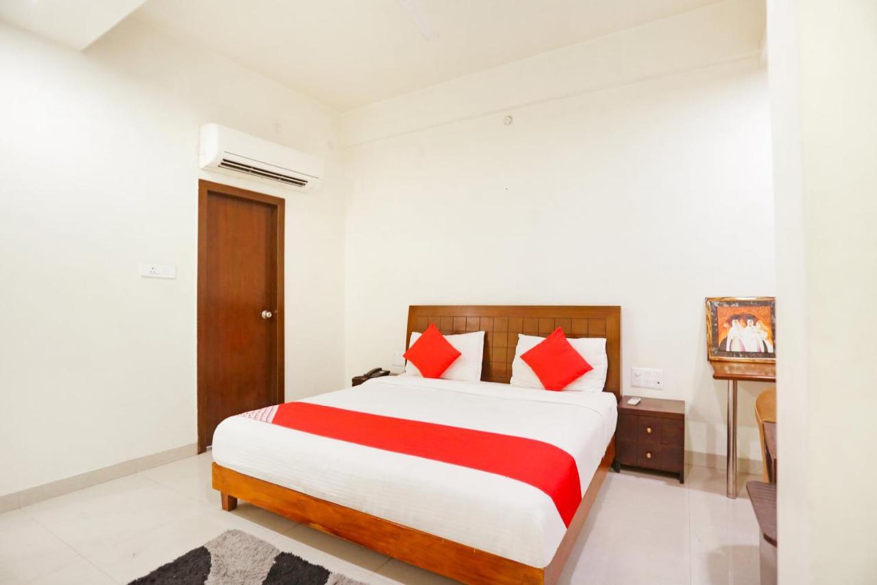 Hotel Zion Inn Varanasi Bagian luar foto