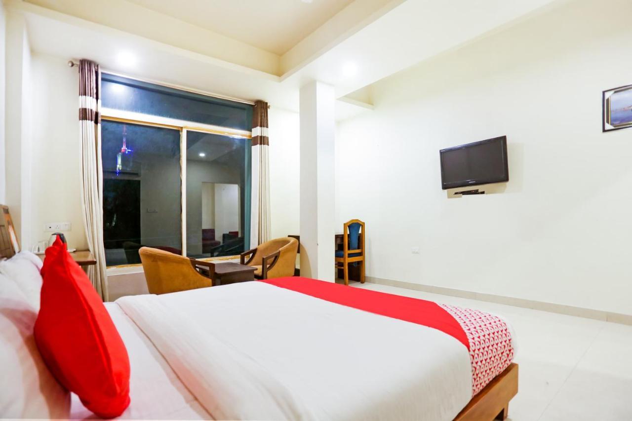 Hotel Zion Inn Varanasi Bagian luar foto